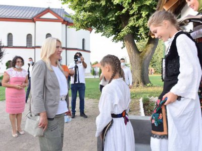 Željka Cvijanović u posjeti Crnjelovu